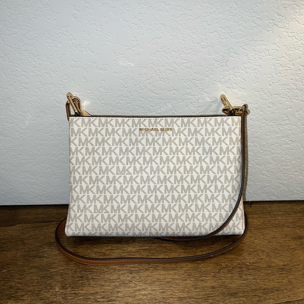 Michael Kors Crossbody